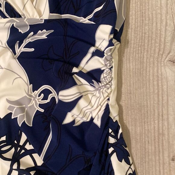 Navy Blue and Cream Ralph Lauren Size 14 Lined Polyester & Spandex Floral Dress - Picture 4 of 12